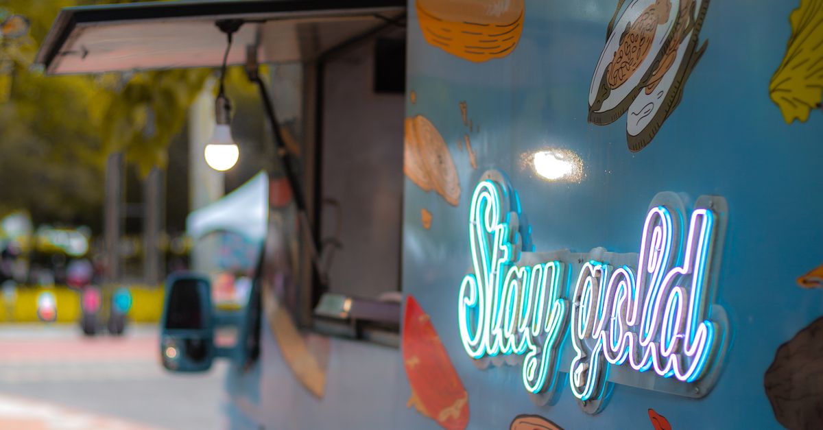 How Vehicle Decals Can Fit into Your Advertising Budget