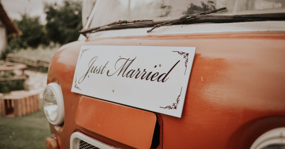 Success Stories: Brands Thriving with Vehicle Signage on the Gold Coast